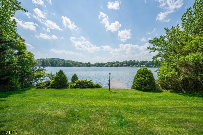 174 Pines Lake Dr E