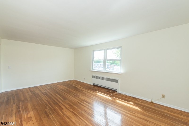284 Claremont Ave A3