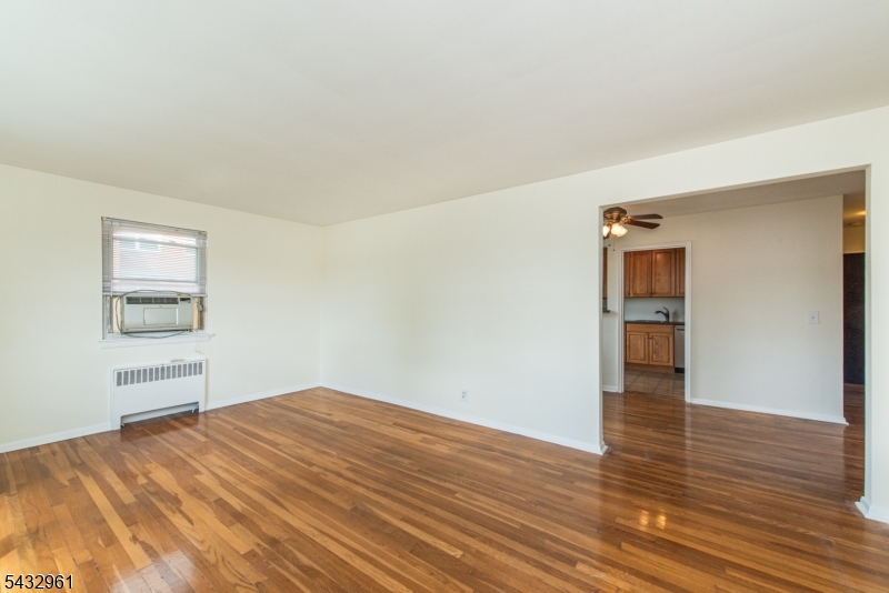 284 Claremont Ave A3