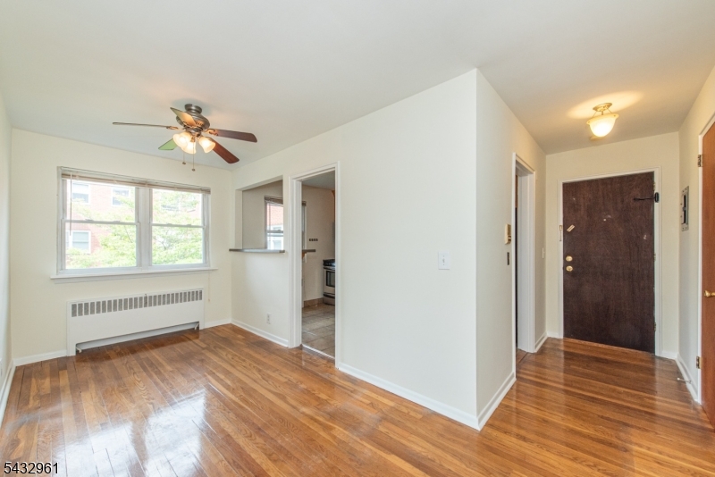 284 Claremont Ave A3