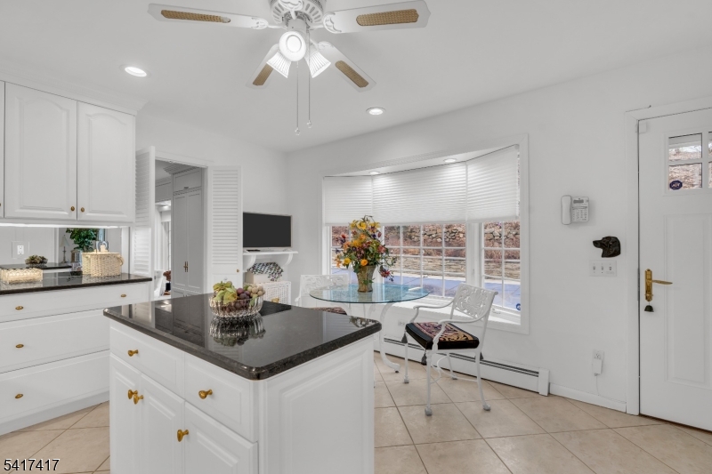 151 Kingwood Dr