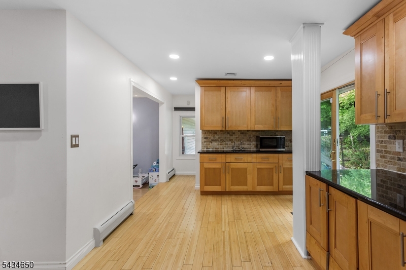 596 Terhune Dr