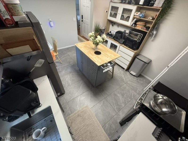 51 Haverhill Ave 2