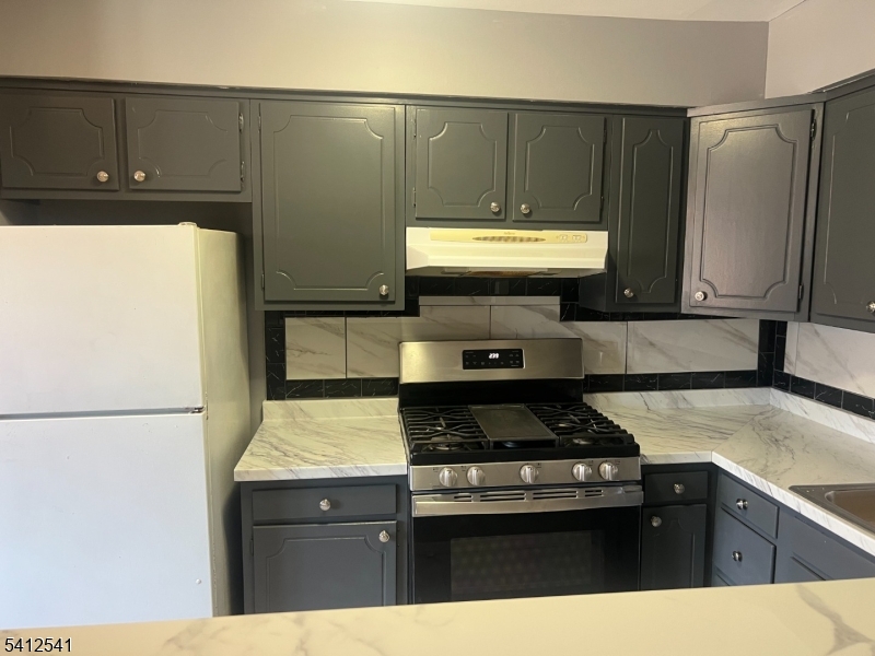 432-434 Trenton Ave