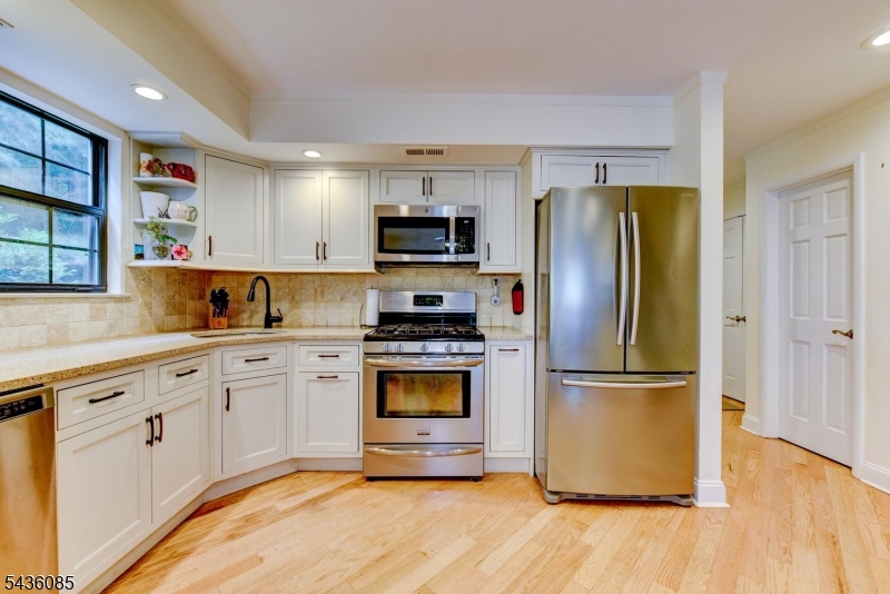 57H Bunker Hill Rd H