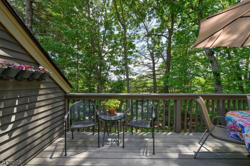 57H Bunker Hill Rd H