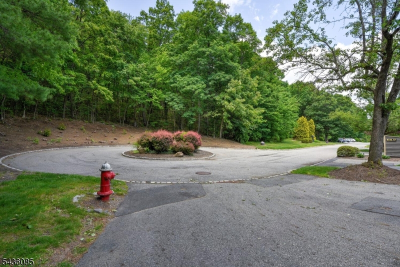 57H Bunker Hill Rd H