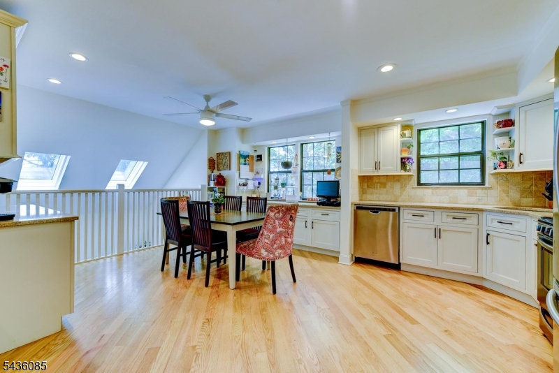 57H Bunker Hill Rd H