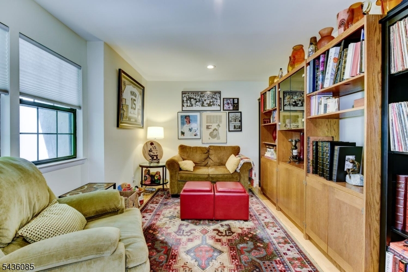 57H Bunker Hill Rd H