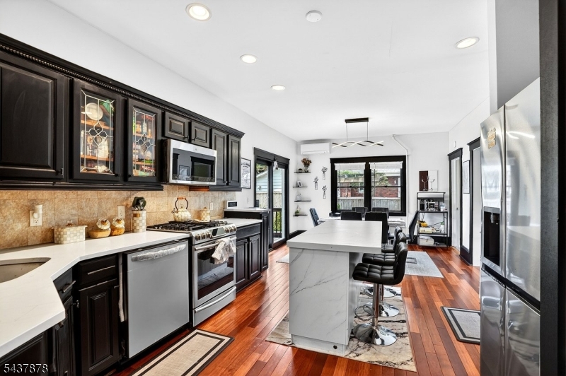 123 Passaic Ave