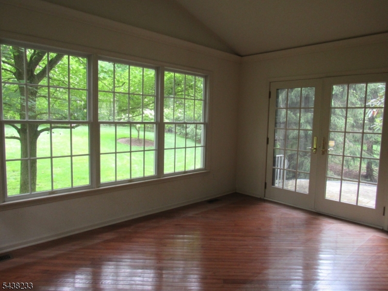 26 Bethpage Dr