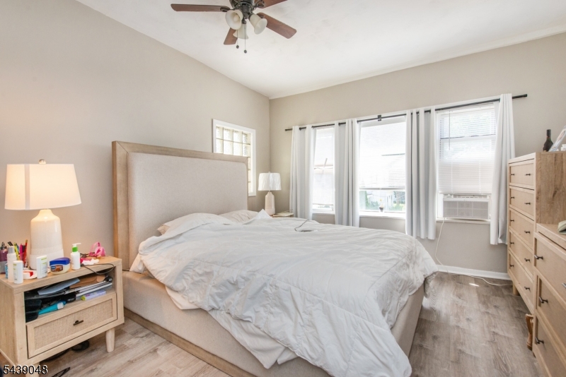 40 Olive St 1