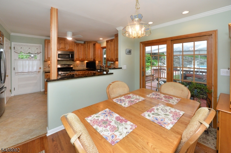 30 Knolls Rd