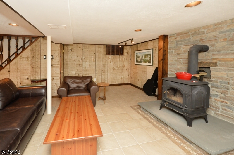 30 Knolls Rd