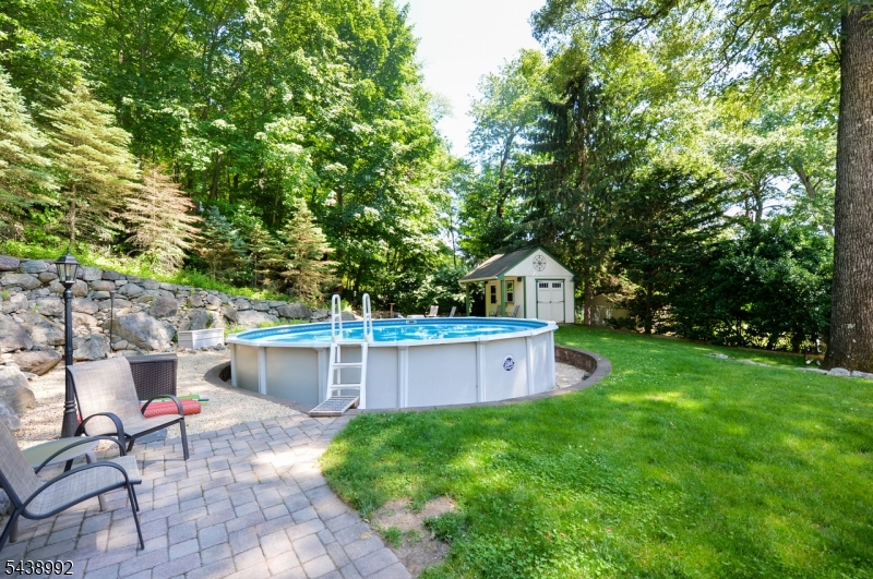 30 Knolls Rd