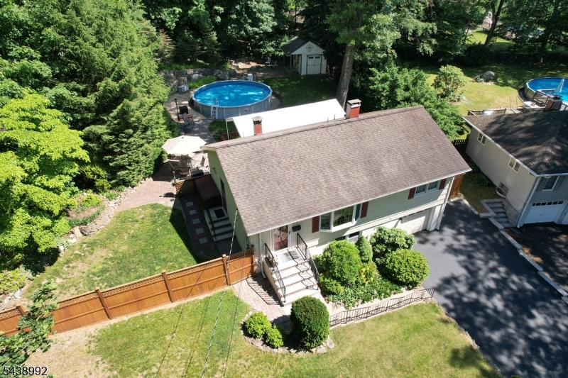 30 Knolls Rd