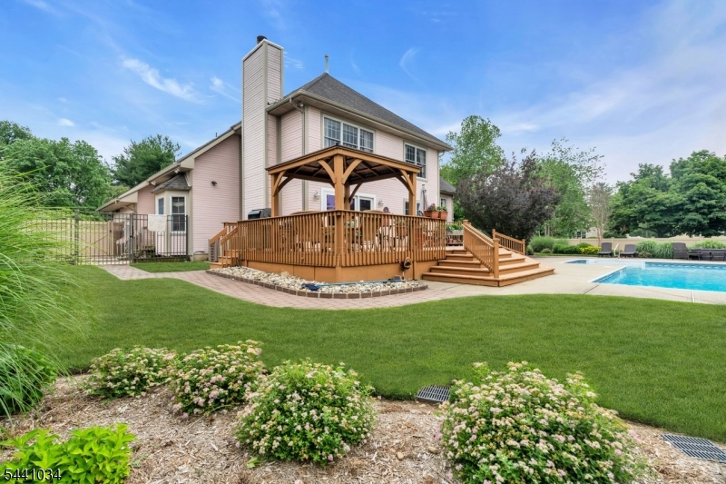 115 Sturbridge Cir