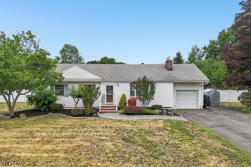 49 Pancake Hollow Dr