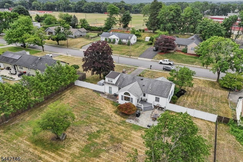 49 Pancake Hollow Dr
