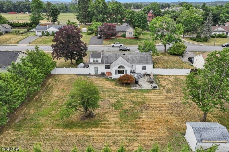 49 Pancake Hollow Dr