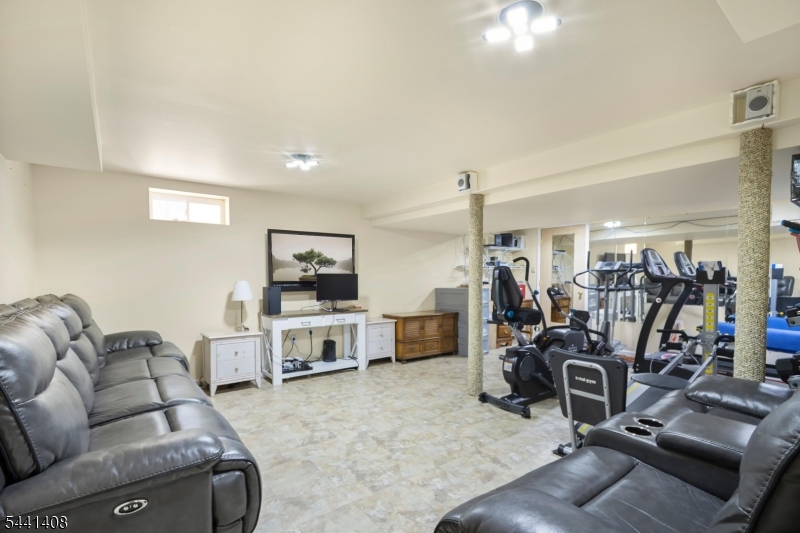 134 Marion Ct
