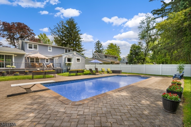 134 Marion Ct