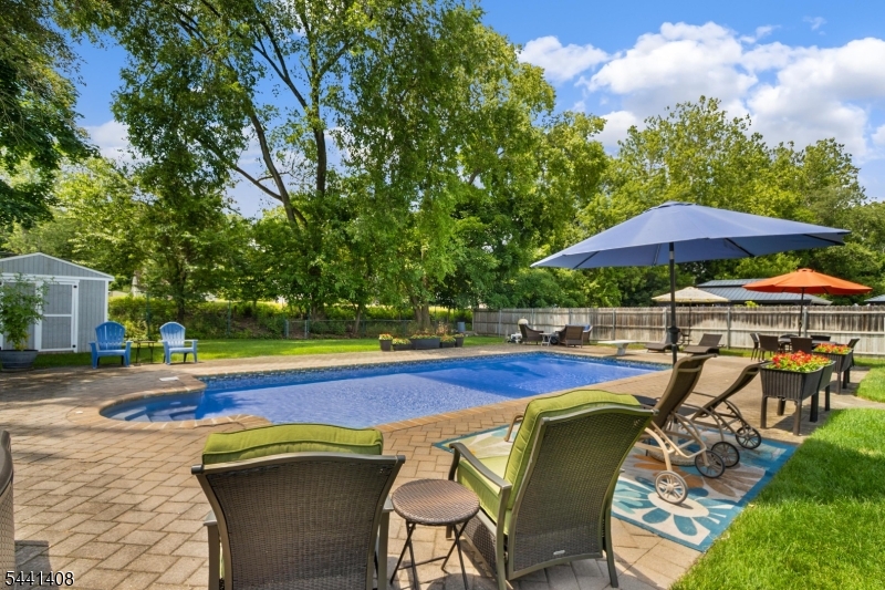 134 Marion Ct