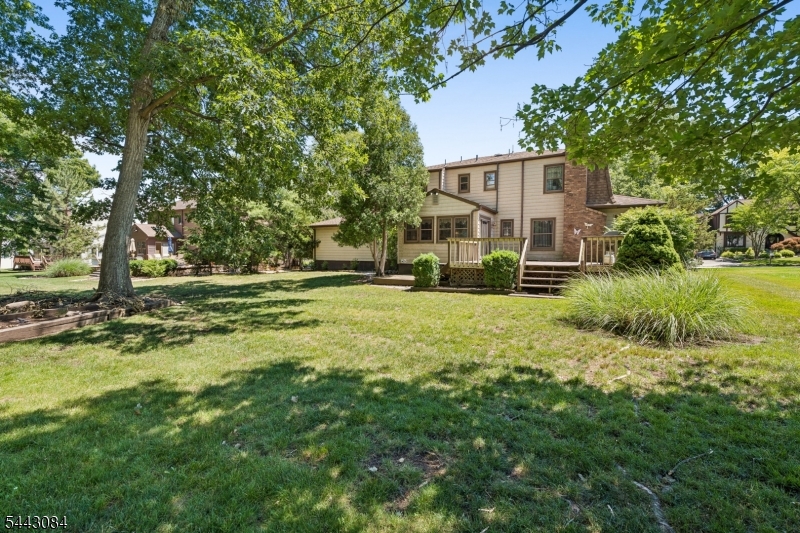 39 Robin Hood Way