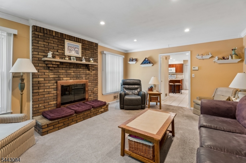39 Robin Hood Way