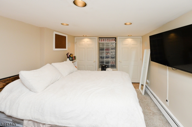 71 Ringwood Ave