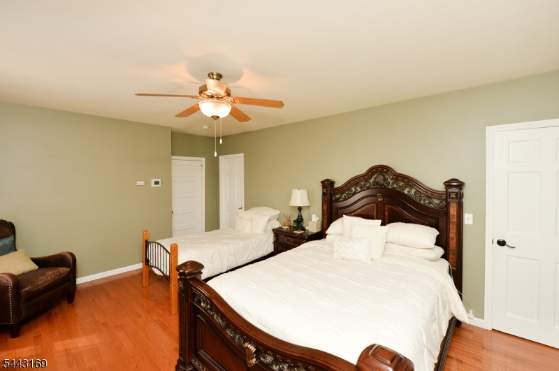 71 Ringwood Ave