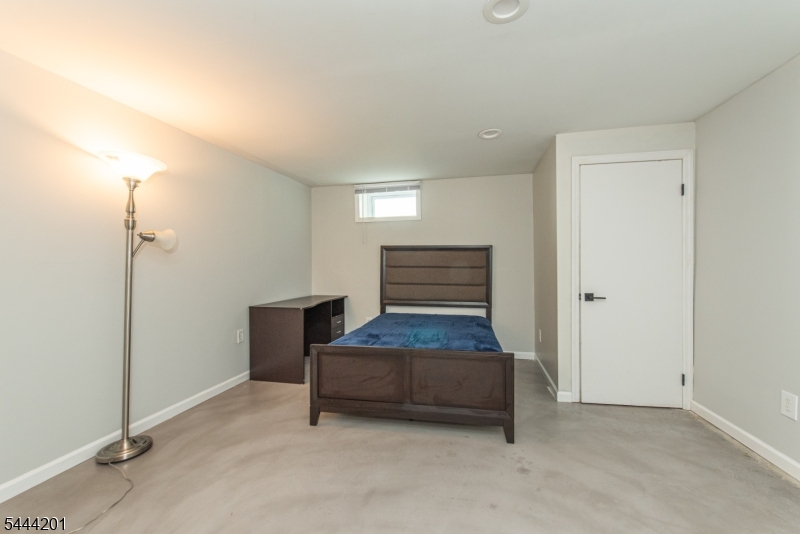 388 Irving Ave