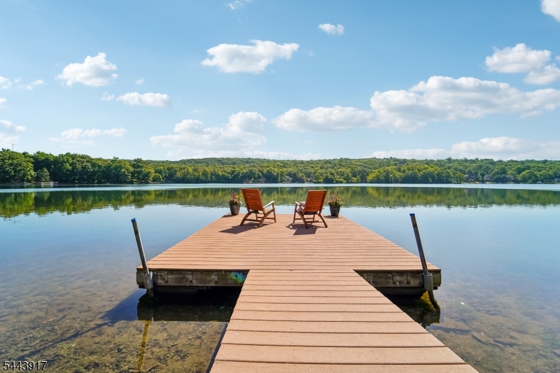 1050 Pines Lake Dr