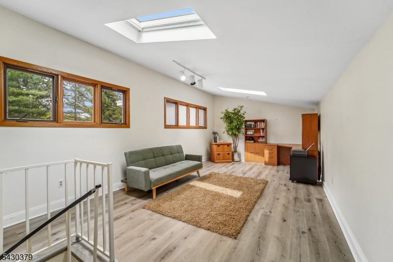 8 Union Hill Rd