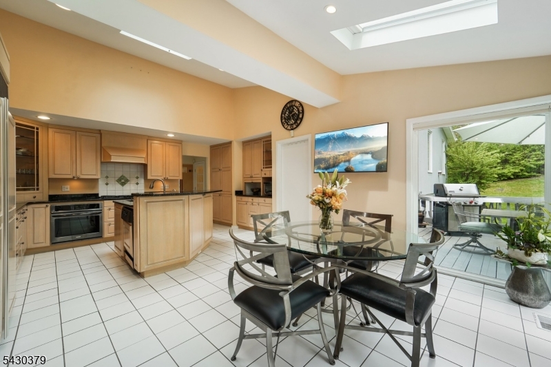 8 Union Hill Rd