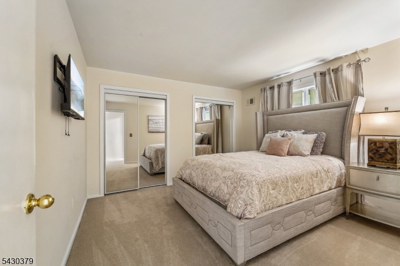 8 Union Hill Rd