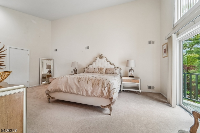 8 Union Hill Rd
