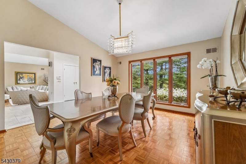 8 Union Hill Rd
