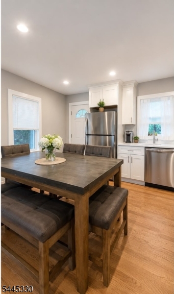 161 W Inman Ave