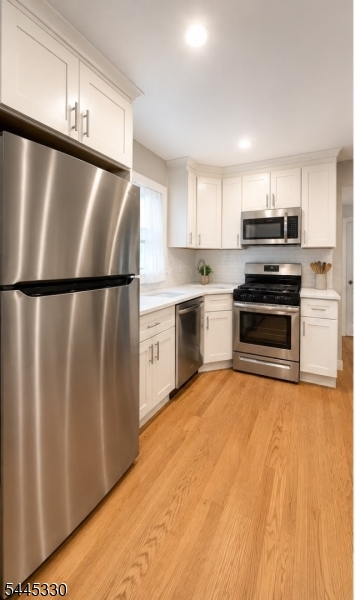 161 W Inman Ave