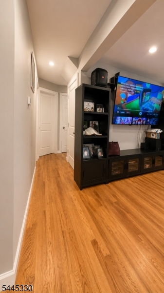 161 W Inman Ave