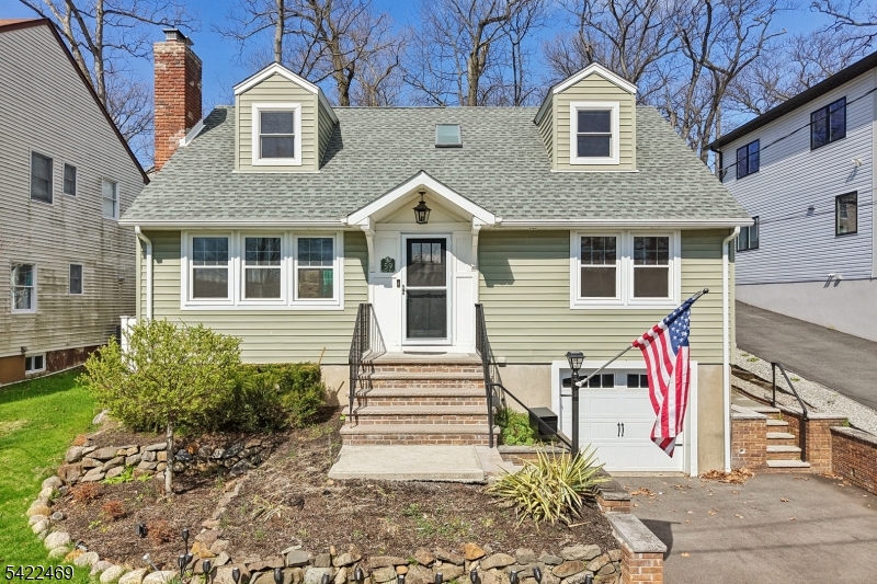 59 Oakwood Dr