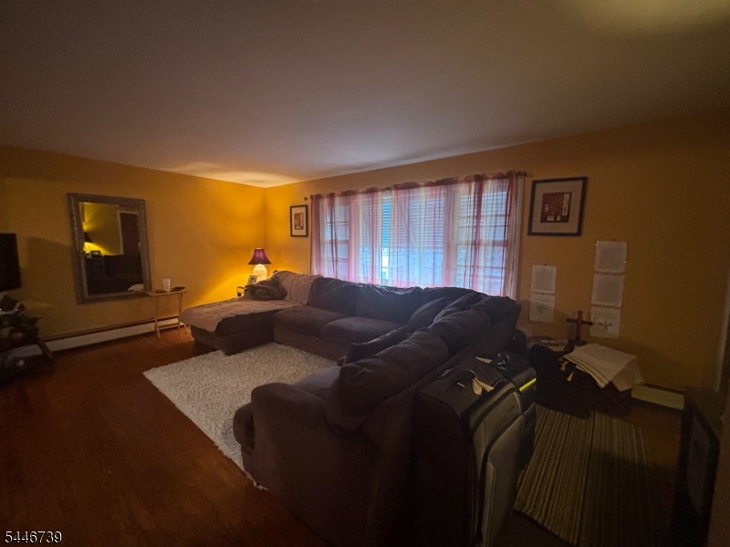 81 Mount Vernon Ave