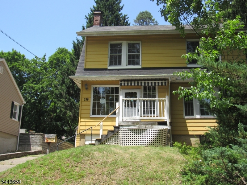 19 New St