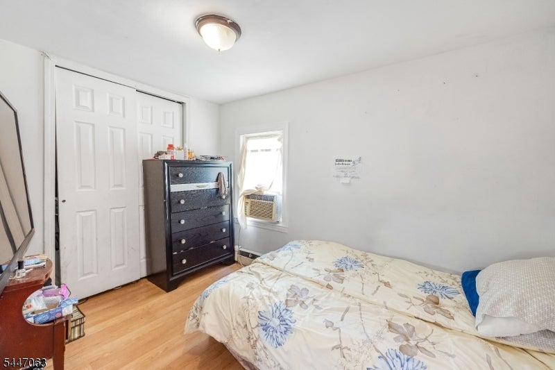 1083 Magnolia Ave