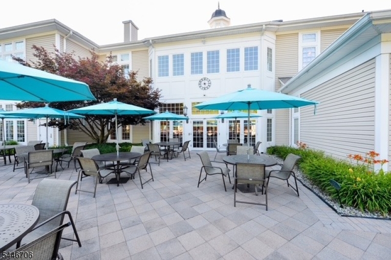 2107 Warrens Way 107