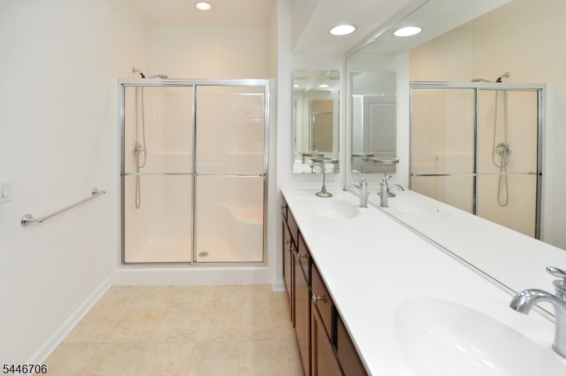 2107 Warrens Way 107