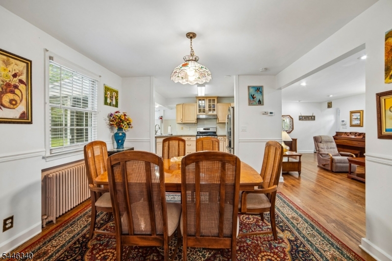 25 Lake Dr West