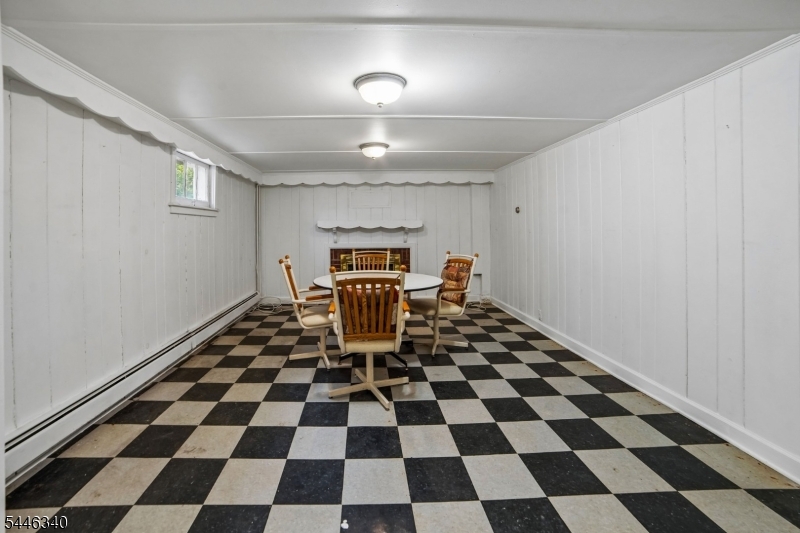 25 Lake Dr West