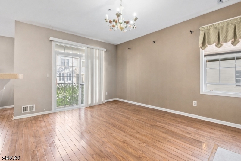 159 George Russell Way